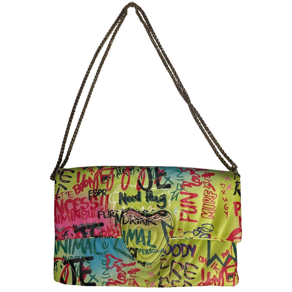 Soulfina Collection Vegan Graffiti bag, never used.
Inside & out pockets .